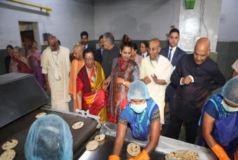 Understanding the functions of a roti-making machine