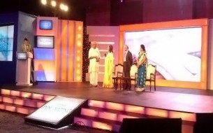 CNN-IBN and Infosys felicitate Akshaya Patra
